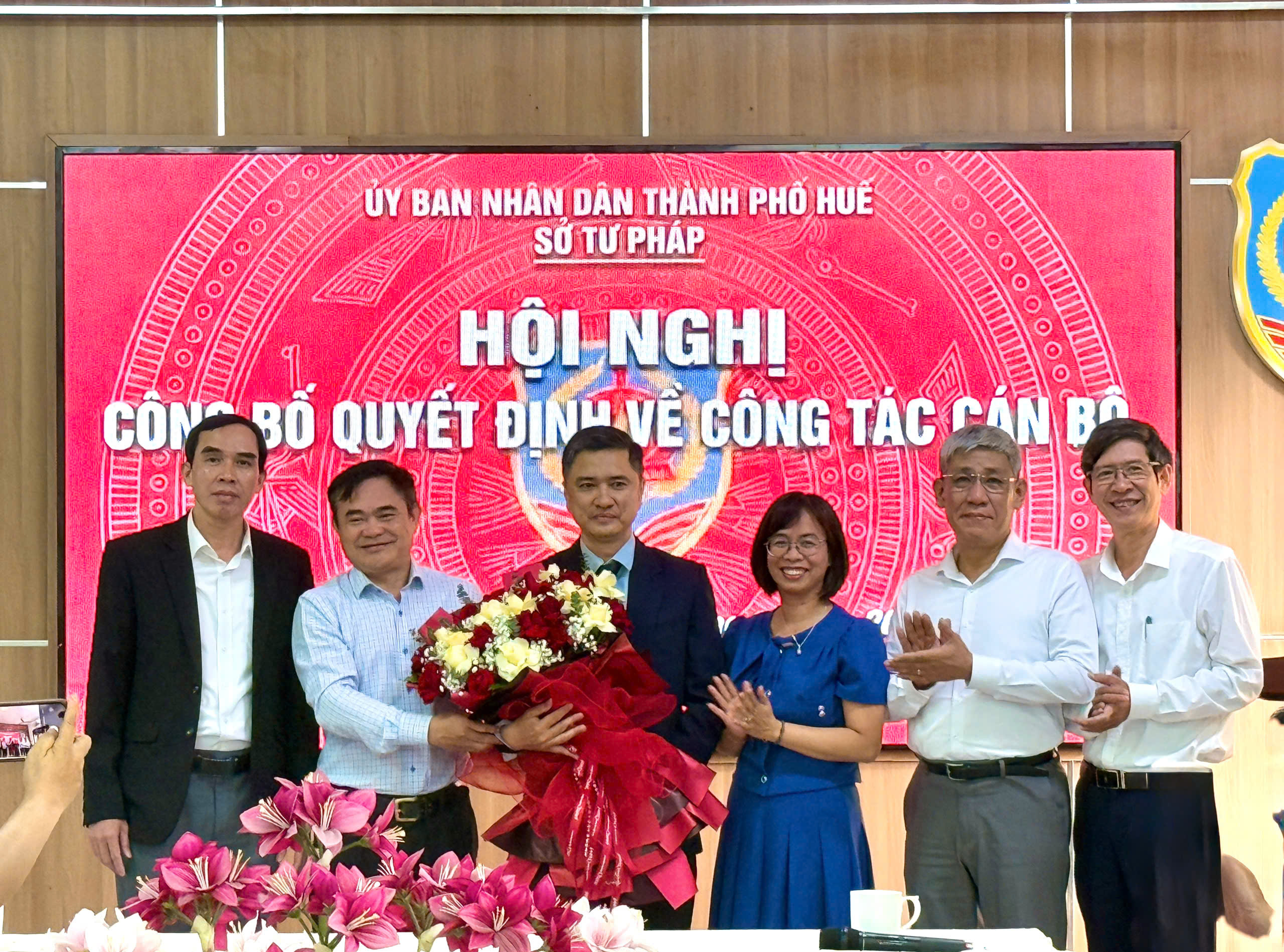 Sở Tư pháp thành phố Huế tổ chức Hội nghị công bố Quyết định bổ nhiệm Phó Giám đốc Trung tâm Trợ giúp pháp lý nhà nước